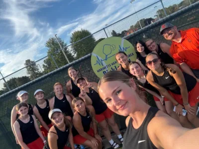 Eskymos clobber Marinette in girls tennis